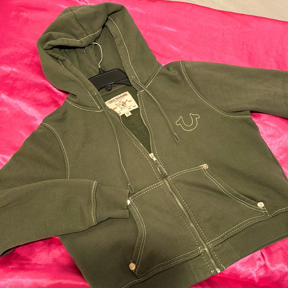 Women’s True Religion jacket. Only worn a couple of times.